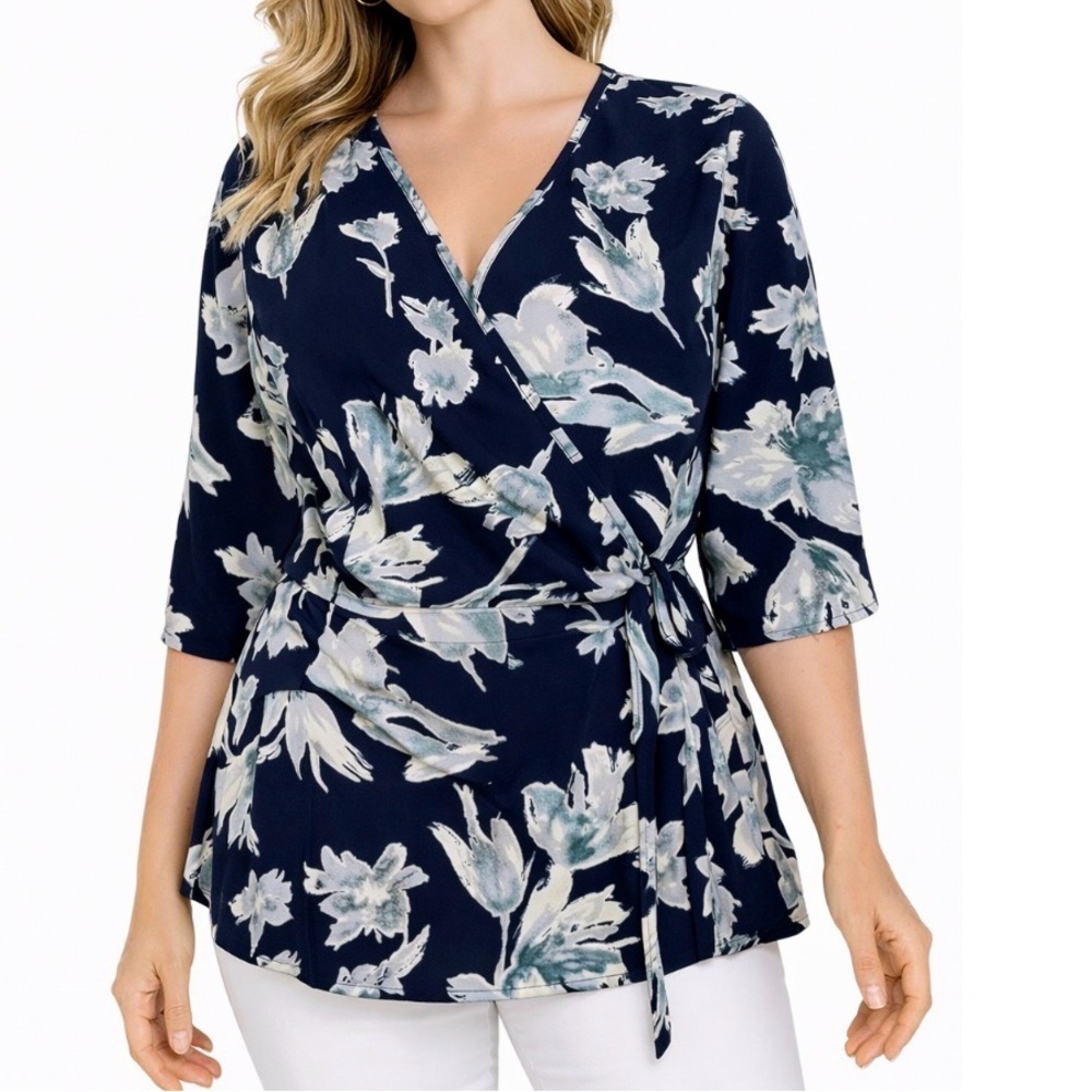 Sienna Sky Navy blue and white floral faux wrap light weight blouse SZ XS